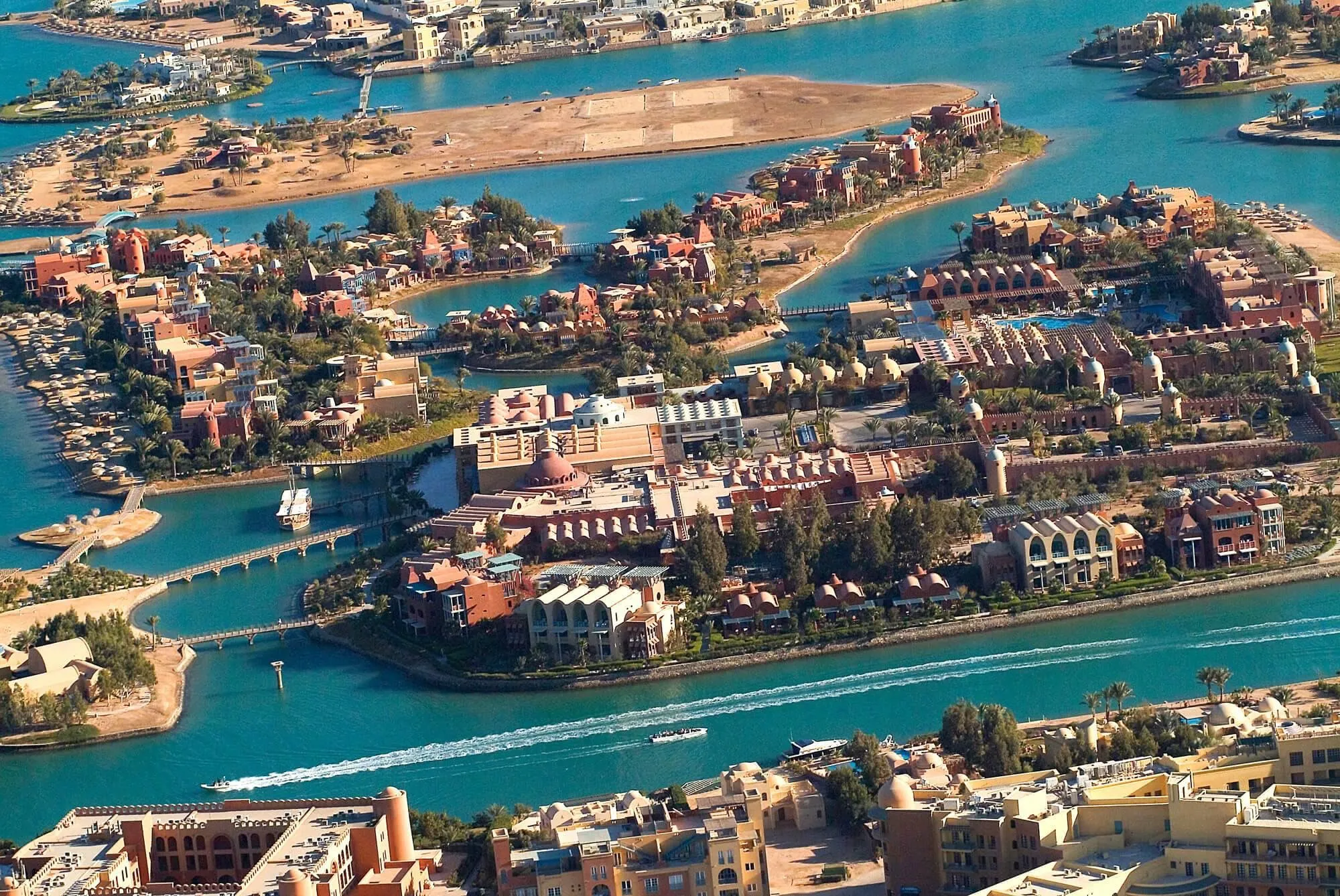 A BOAT TRIP BY CANALS OF ELGOUNA - 6