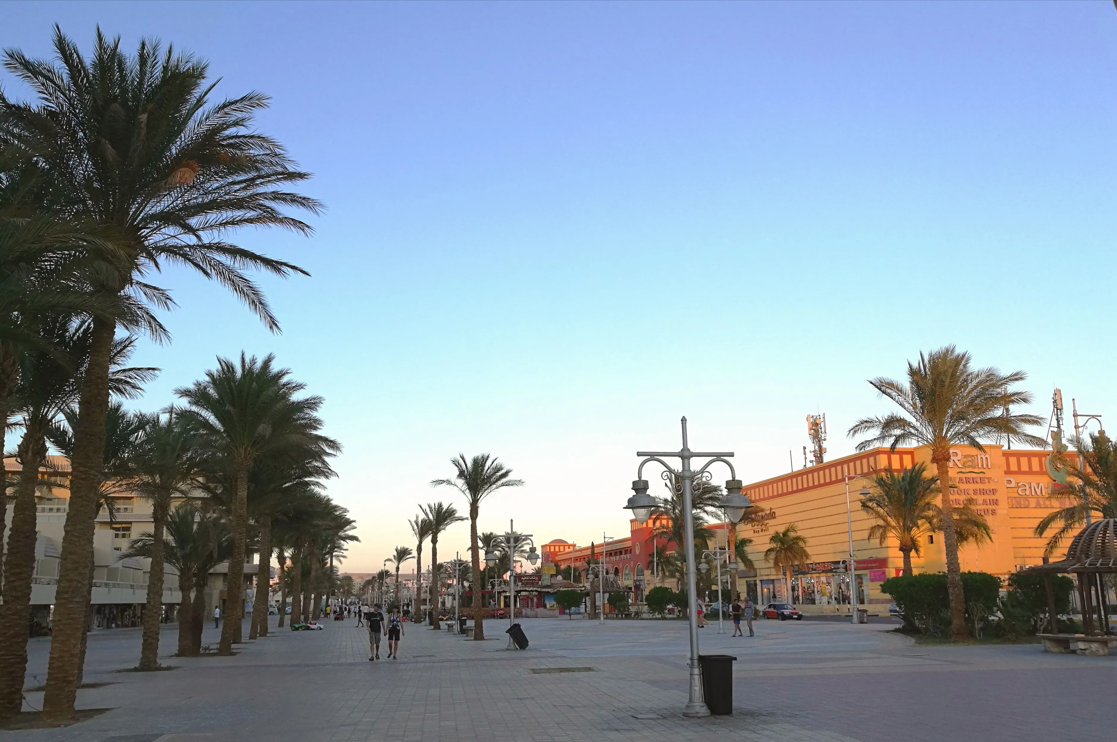 HURGHADA TOURIST PROMENADE EL-MAMSHA - 10