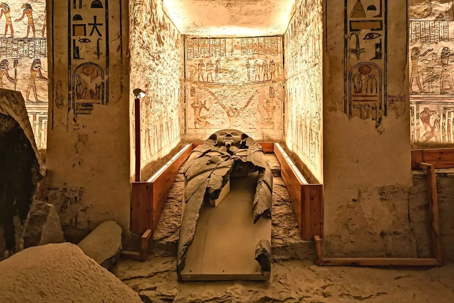 The Valley of the Kings - 8