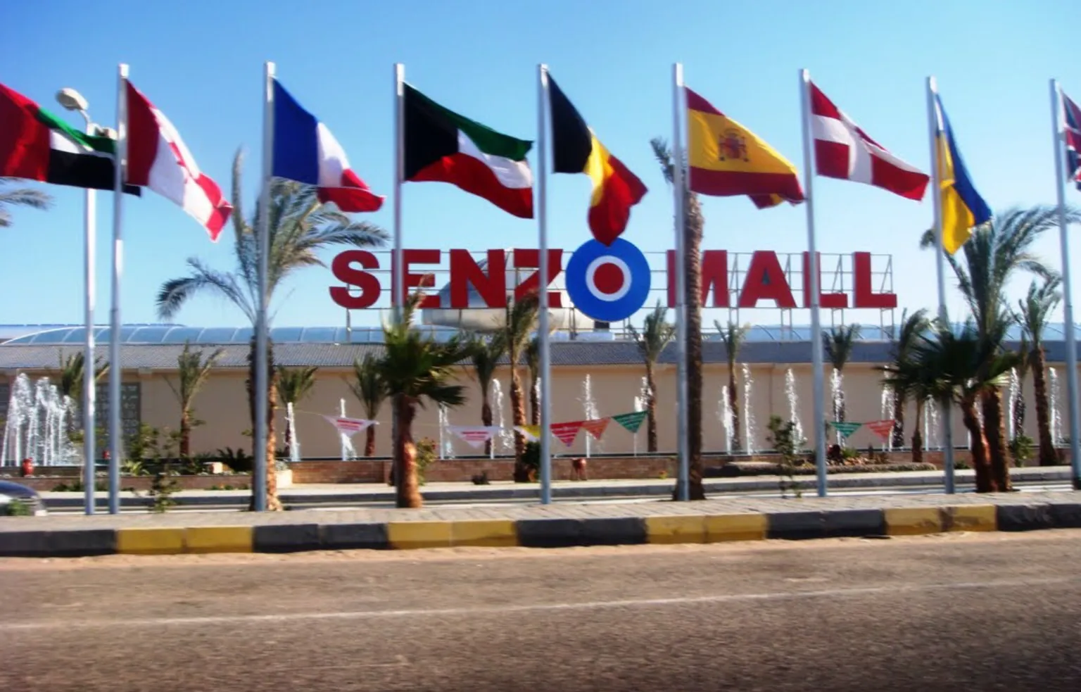 Senzo mall center