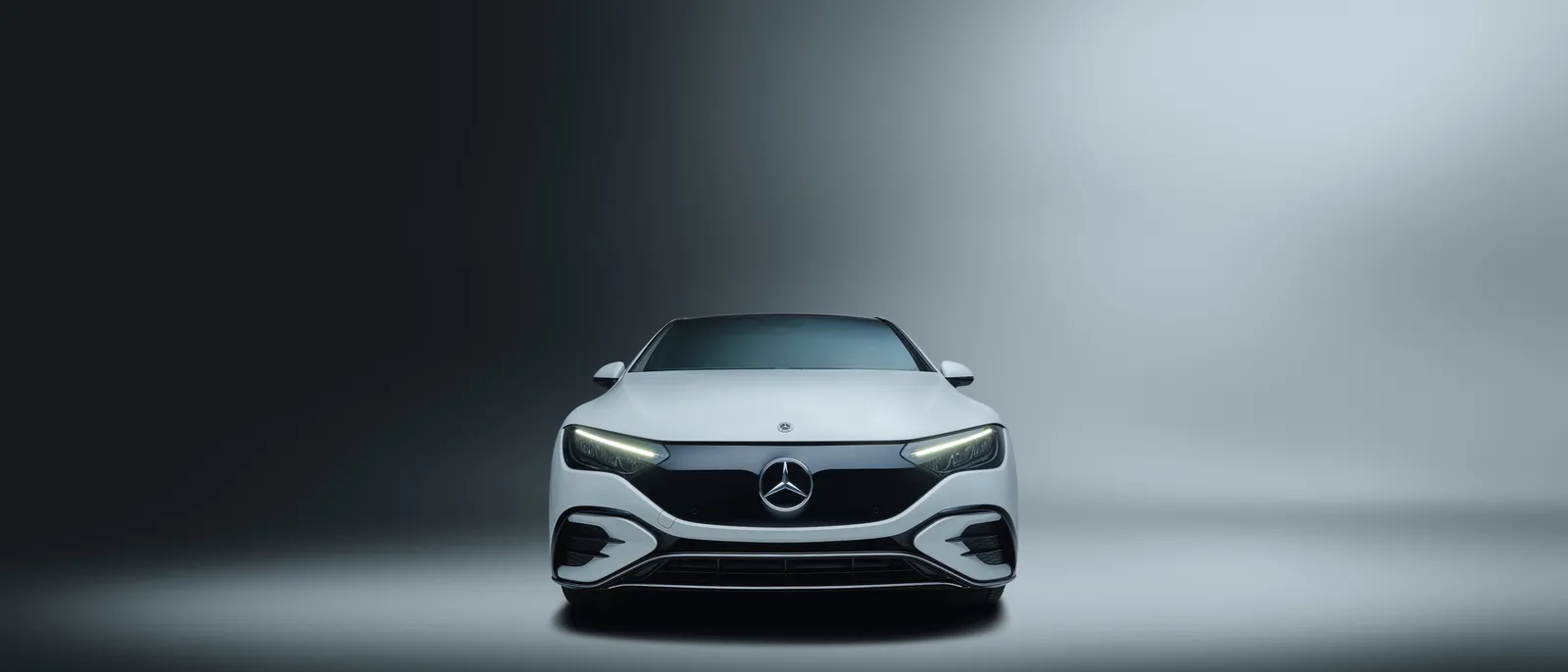 electric car rental Egypt: 10 best offers 2023 - 2 Electric car rental Egypt is a convenient and environmentally friendly way of transportation. Learn about the benefits, pitfalls and best rental companies. - 2