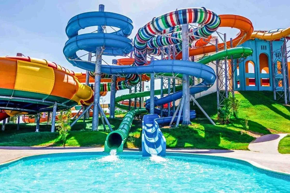 AQUA PARK MAKADI WATER WORLD