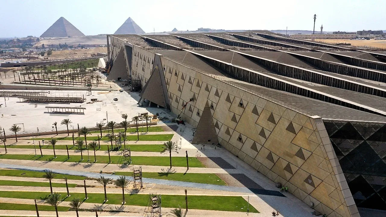 ONE DAY TRIP TO CAIRO- NEW MUSEUM (MINI GROUP)