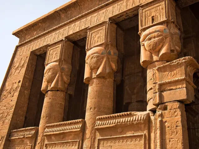 PRIVATE 1-DAY TRIP TO DENDERA AND ABIDOS