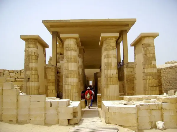 PRIVATE 1 DAY TRIP TO SAQQARA