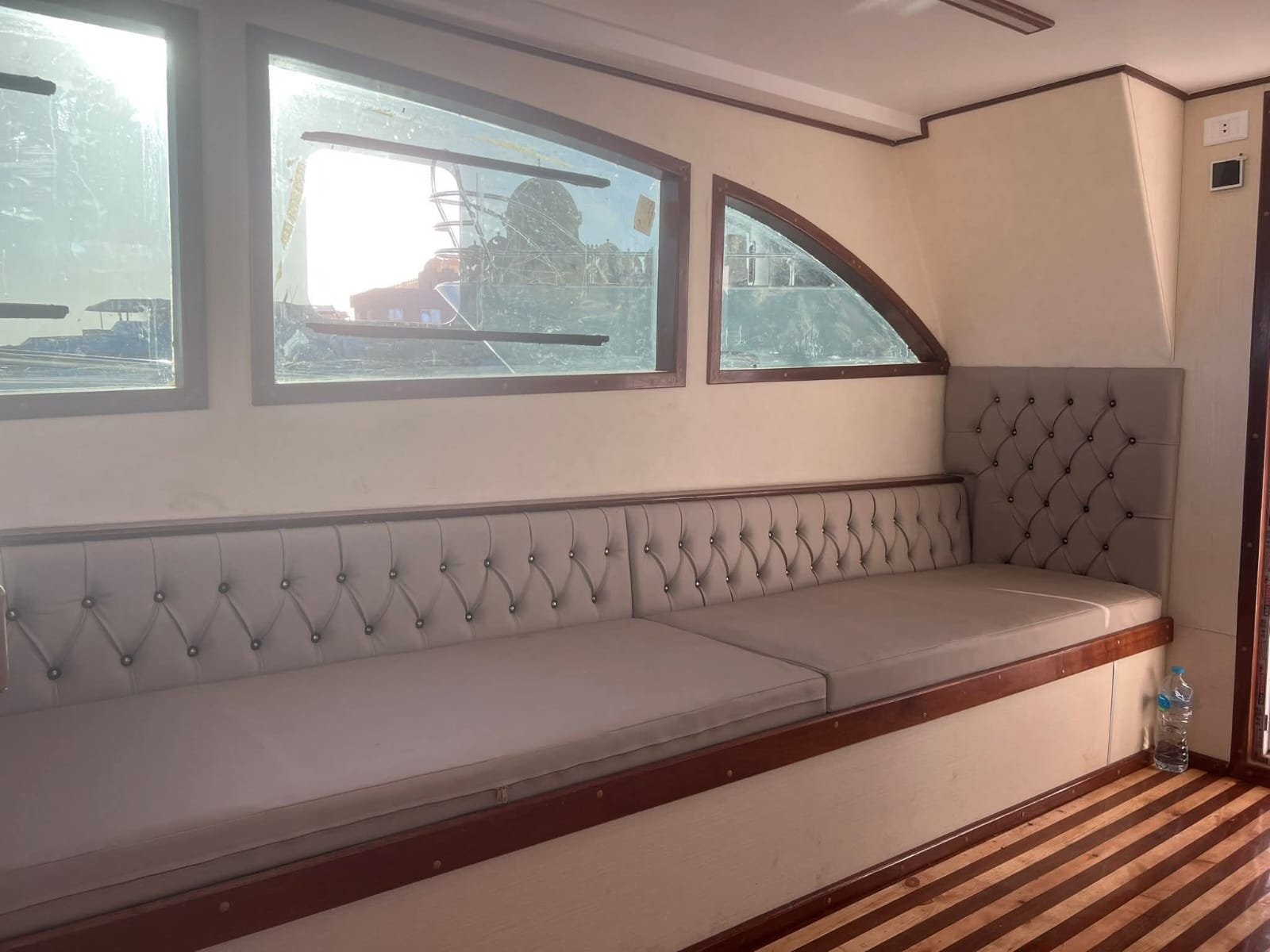 PRIVATE PROFESSIONAL FISHING