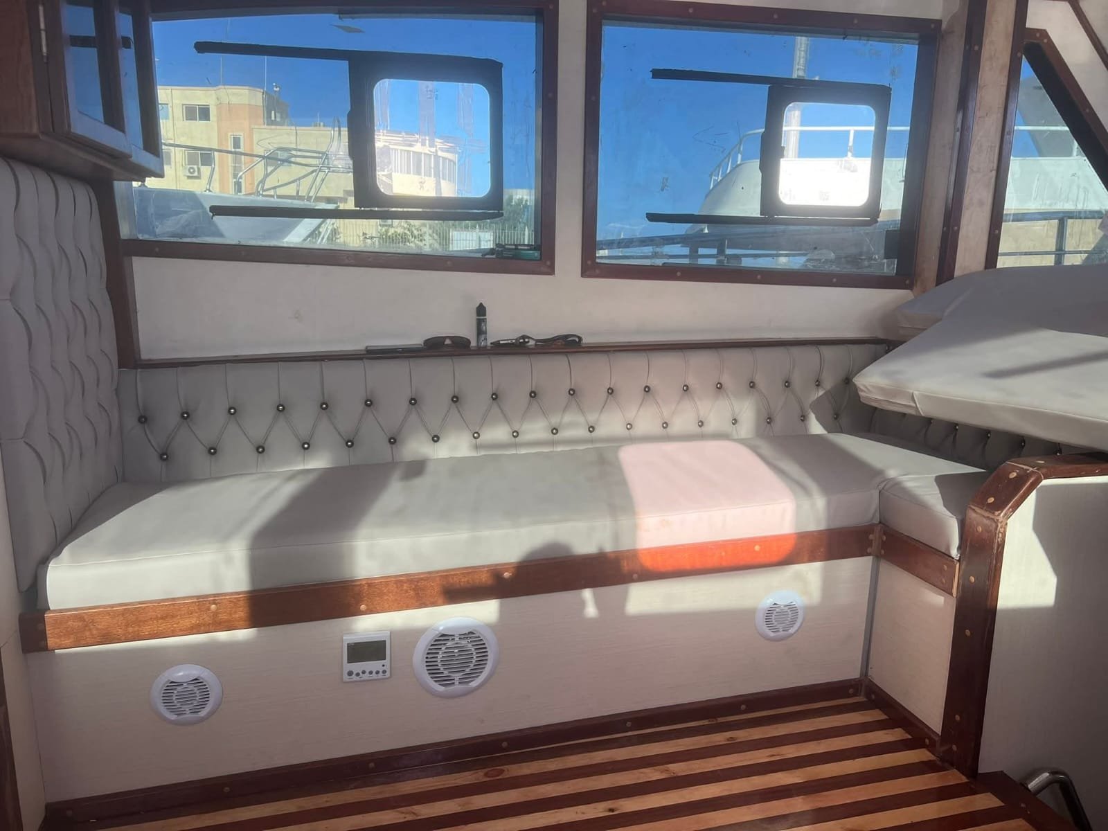 PRIVATE PROFESSIONAL FISHING