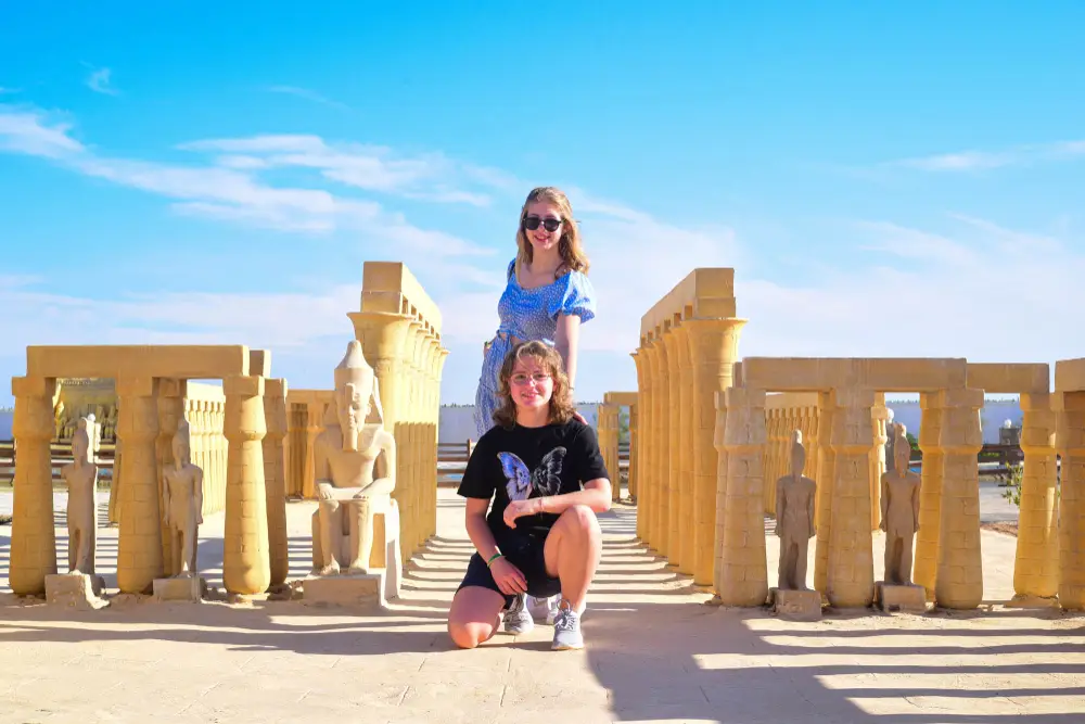 PRIVATE TOUR TO SAND CITY PARK AND MINI EGYPT PARK