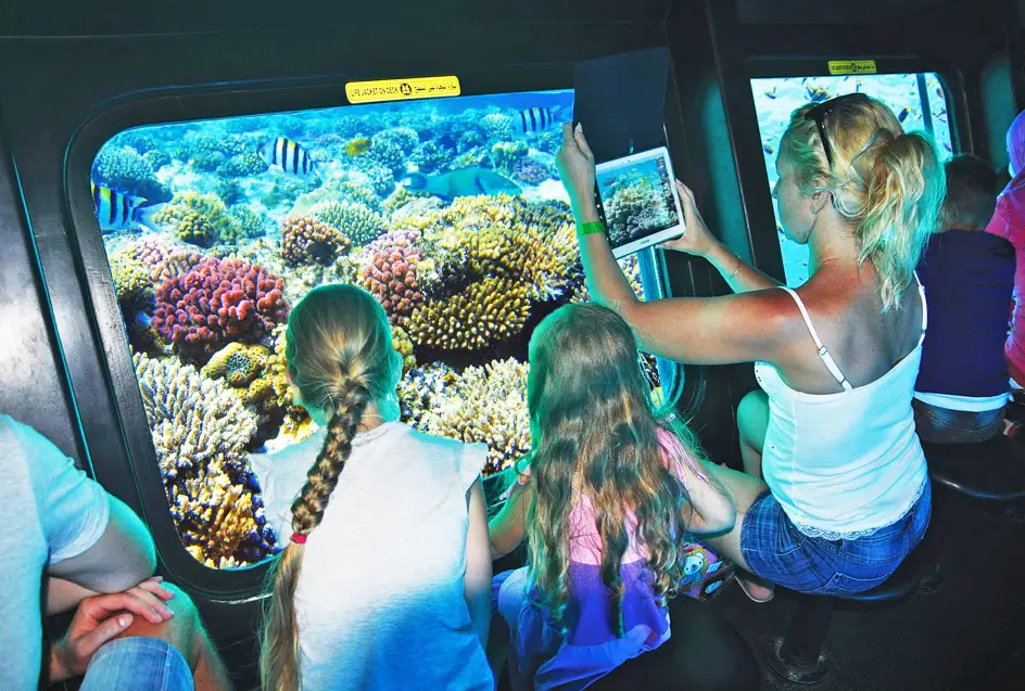 SEA SCOPE (SEMI SUBMARINE) WITH SNORKEL STOP