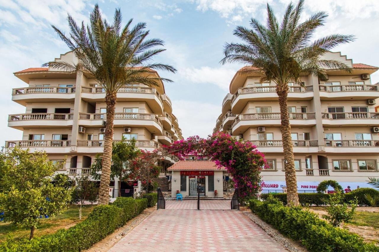 <p>What are the prices of apartments in Hurghada?</p>