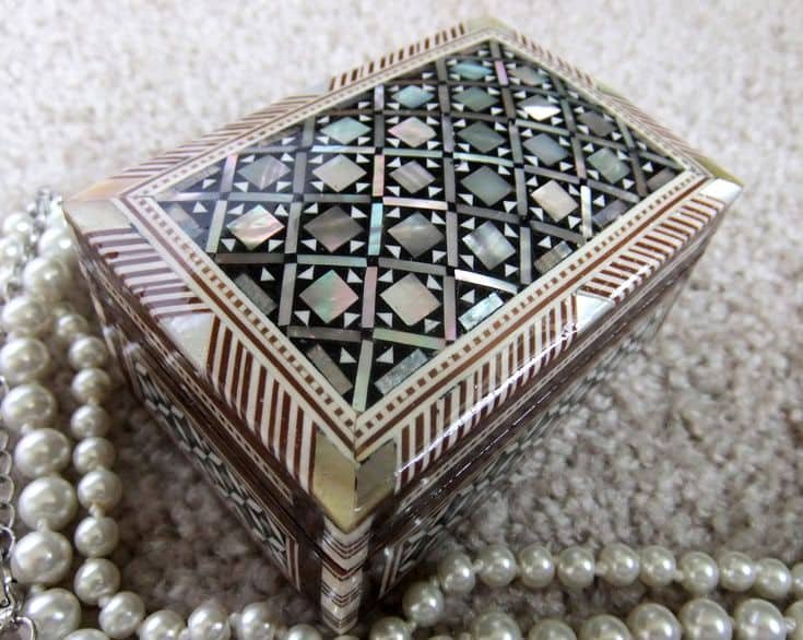 Arabesque Jewelry Box - Image 1