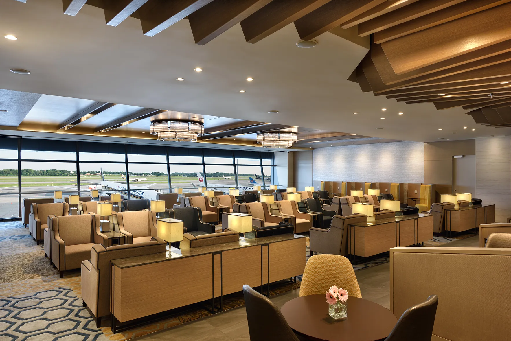VIP LOUNGE