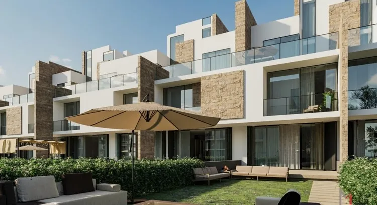 Long beach Residence